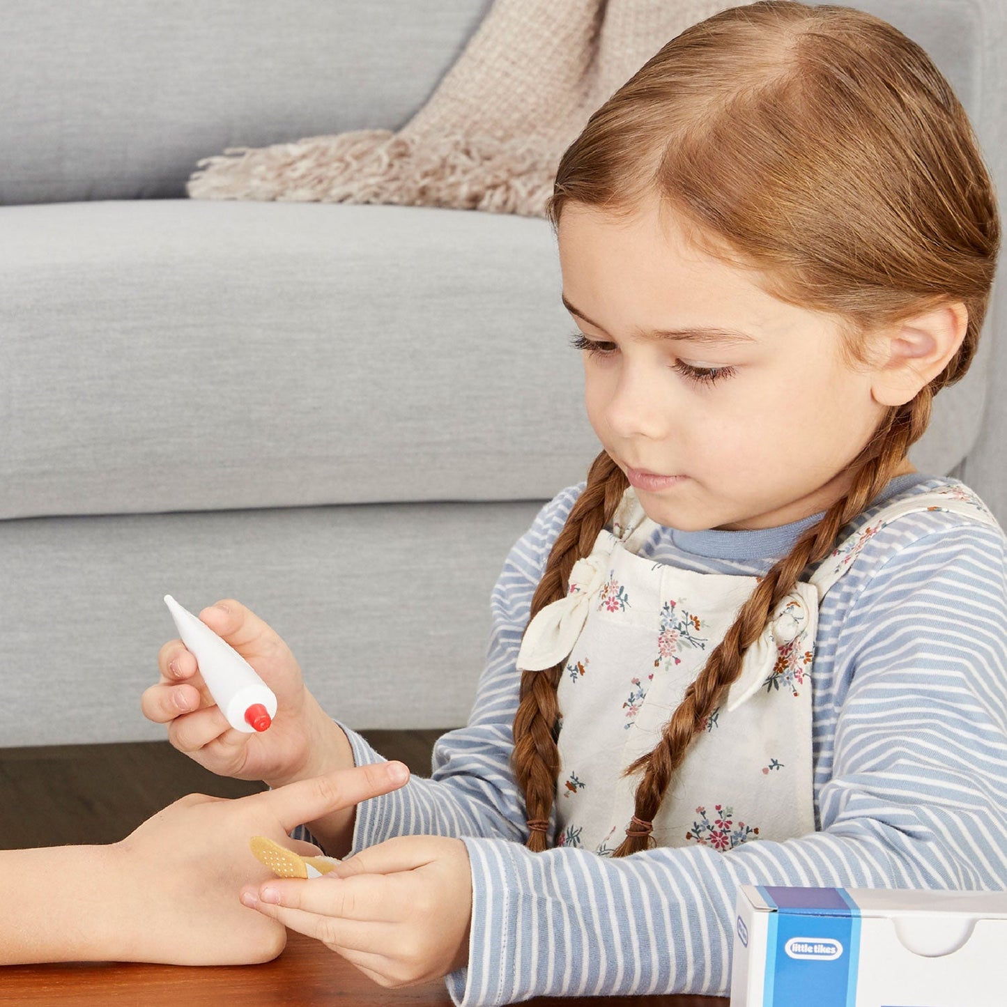 Little Tikes First Aid Kit – Pretend Play Medical Set | Discounted
