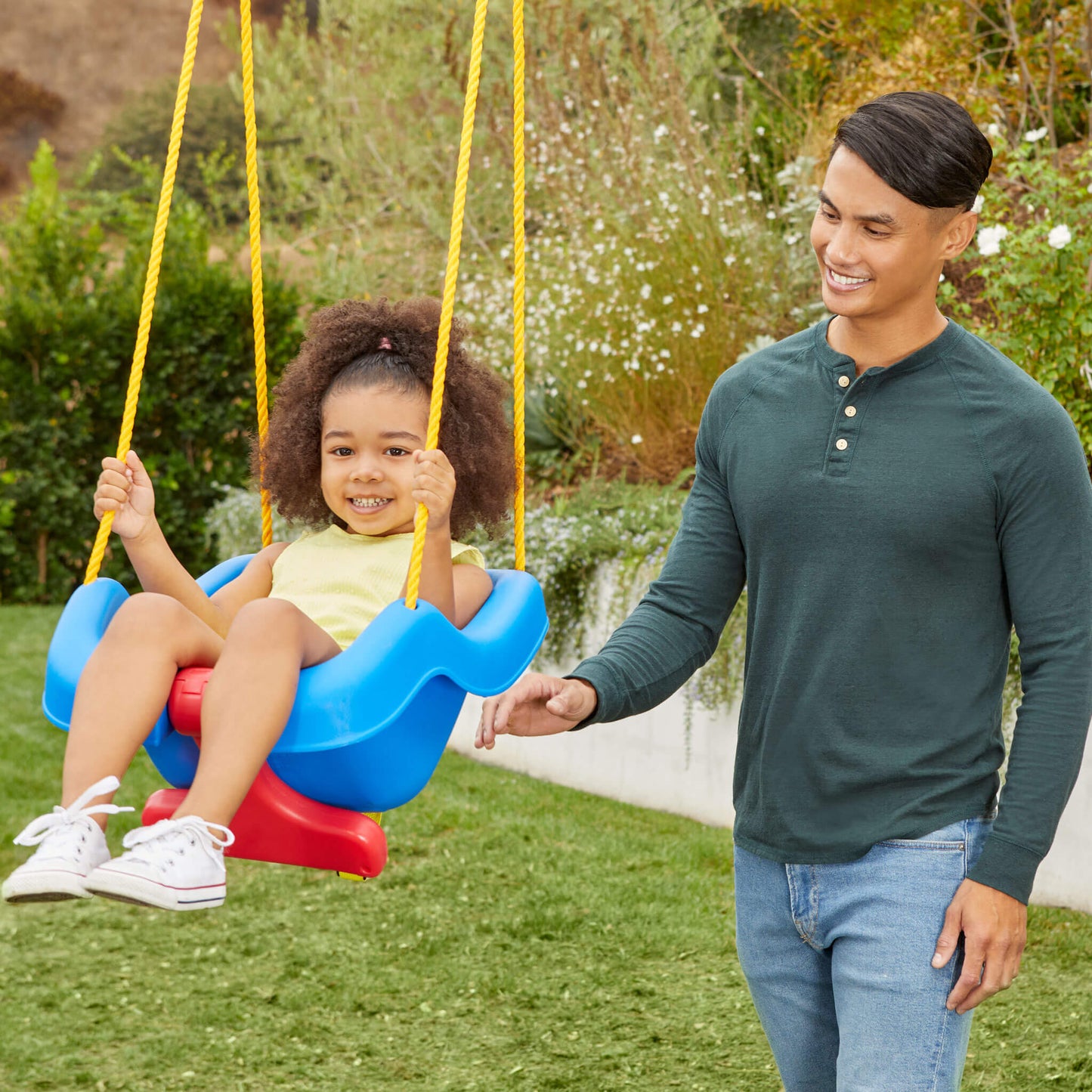 Little Tikes Snug 'n Secure Swing | Exclusive Deal